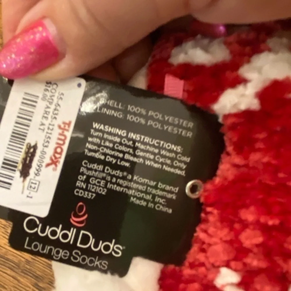Women’s Cuddl Duds Sherpa lined Loung socks